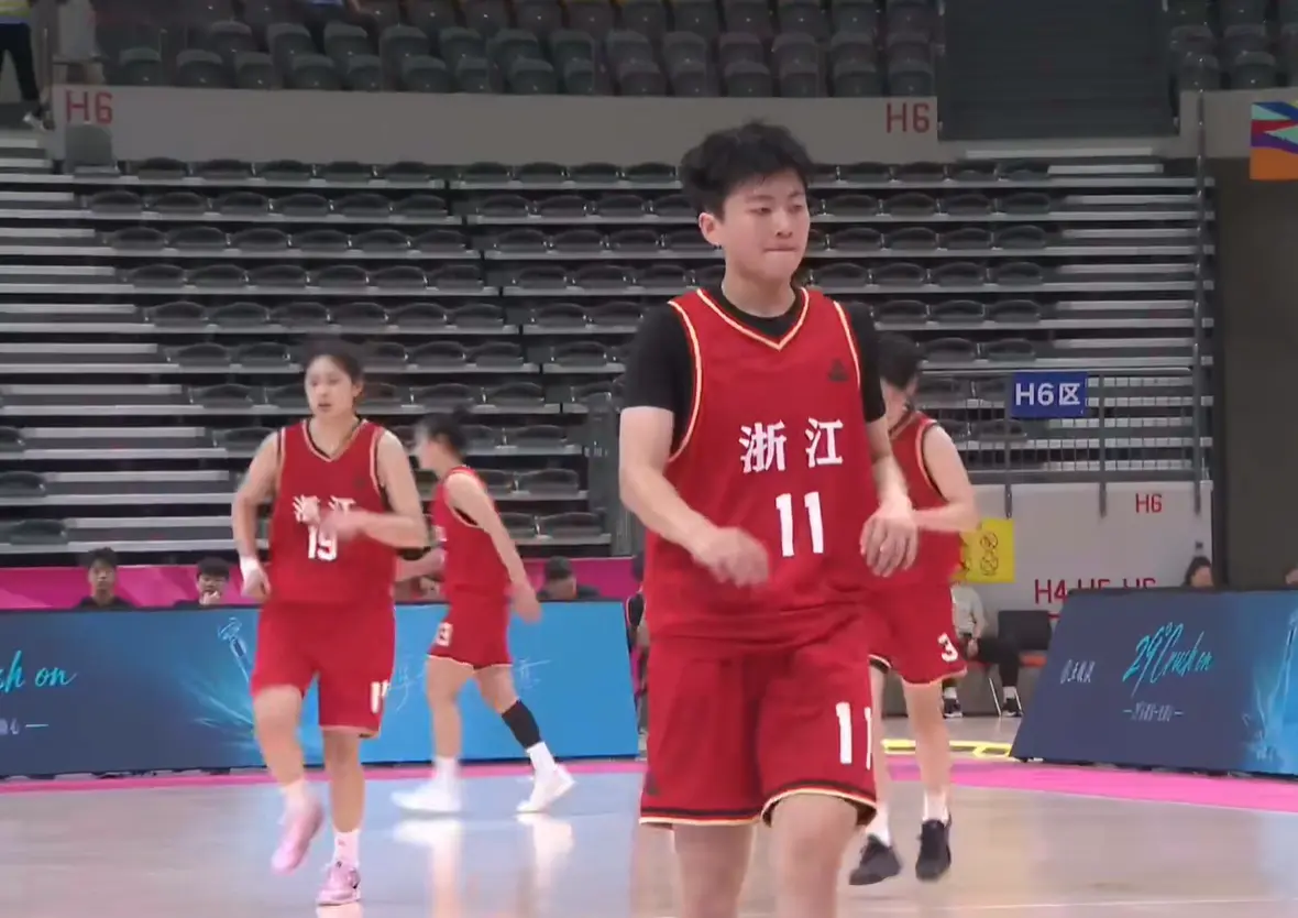 武汉女篮, 支球队