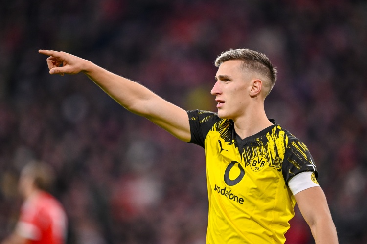 瓦茨克, 多特表现还, 多特蒙德正 瓦茨克, 多特表现还, 多特蒙德正